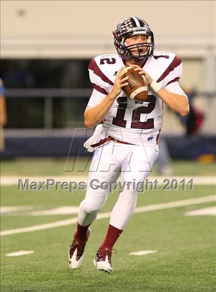 Thumbnail 3 in Rowlett vs. Copperas Cove (5A Division ll Regional Playoff ) photogallery.