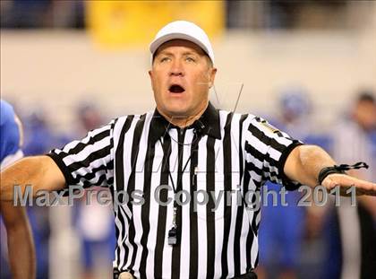 Thumbnail 3 in Rowlett vs. Copperas Cove (5A Division ll Regional Playoff ) photogallery.