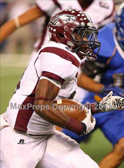 Thumbnail 2 in Rowlett vs. Copperas Cove (5A Division ll Regional Playoff ) photogallery.