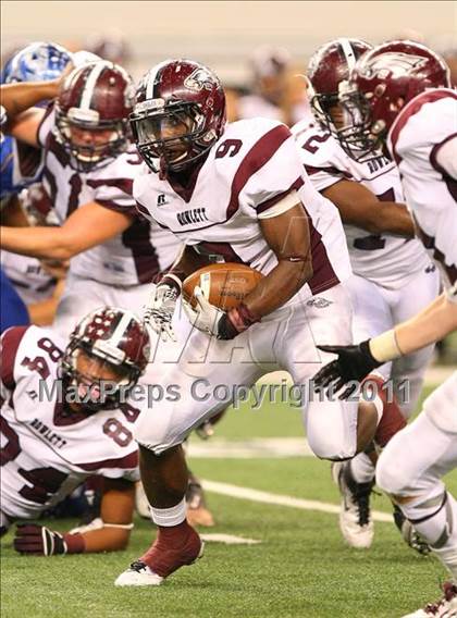 Thumbnail 1 in Rowlett vs. Copperas Cove (5A Division ll Regional Playoff ) photogallery.