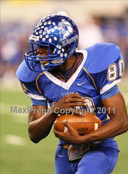Thumbnail 2 in Rowlett vs. Copperas Cove (5A Division ll Regional Playoff ) photogallery.