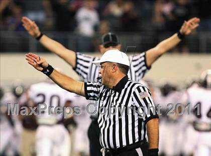 Thumbnail 3 in Rowlett vs. Copperas Cove (5A Division ll Regional Playoff ) photogallery.