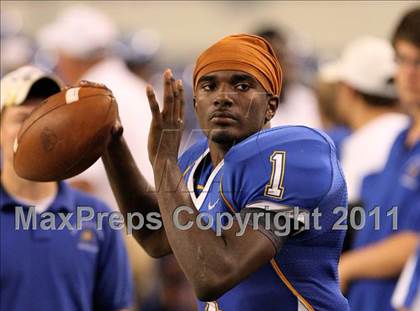 Thumbnail 2 in Rowlett vs. Copperas Cove (5A Division ll Regional Playoff ) photogallery.