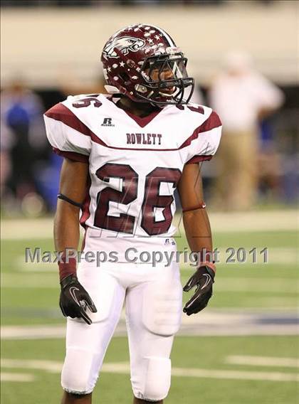 Thumbnail 2 in Rowlett vs. Copperas Cove (5A Division ll Regional Playoff ) photogallery.