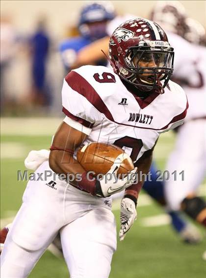Thumbnail 2 in Rowlett vs. Copperas Cove (5A Division ll Regional Playoff ) photogallery.