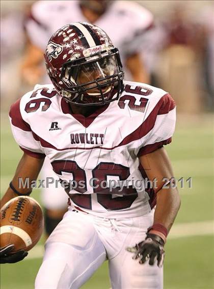Thumbnail 3 in Rowlett vs. Copperas Cove (5A Division ll Regional Playoff ) photogallery.