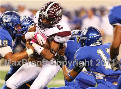 Thumbnail 1 in Rowlett vs. Copperas Cove (5A Division ll Regional Playoff ) photogallery.