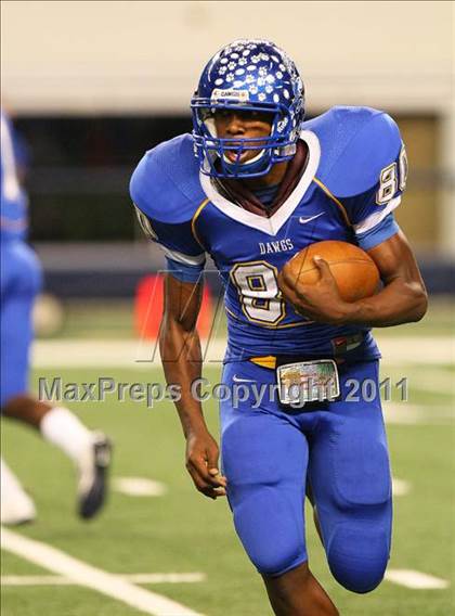 Thumbnail 1 in Rowlett vs. Copperas Cove (5A Division ll Regional Playoff ) photogallery.