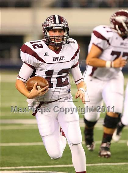 Thumbnail 3 in Rowlett vs. Copperas Cove (5A Division ll Regional Playoff ) photogallery.