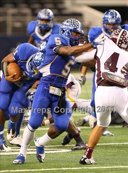 Thumbnail 1 in Rowlett vs. Copperas Cove (5A Division ll Regional Playoff ) photogallery.