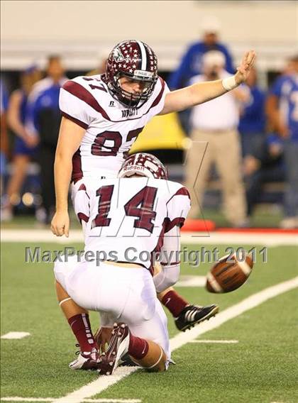 Thumbnail 1 in Rowlett vs. Copperas Cove (5A Division ll Regional Playoff ) photogallery.