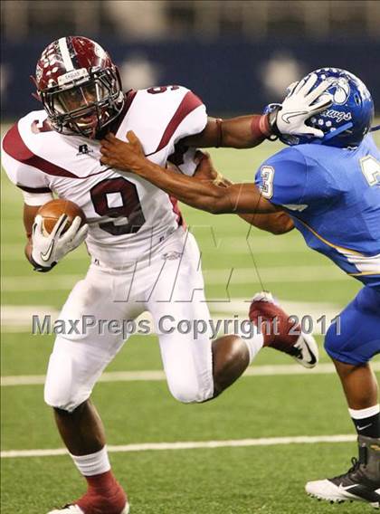 Thumbnail 1 in Rowlett vs. Copperas Cove (5A Division ll Regional Playoff ) photogallery.