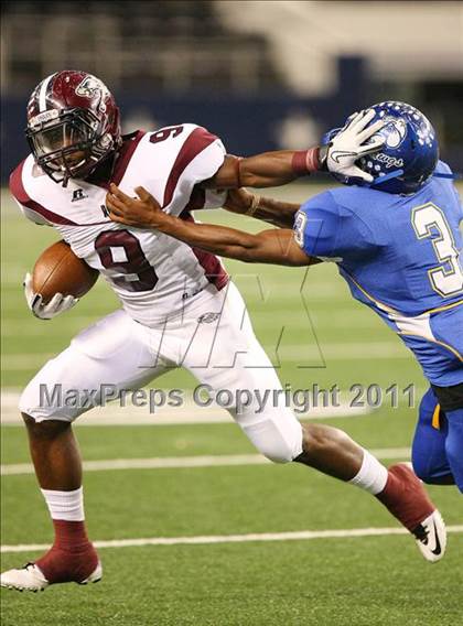 Thumbnail 3 in Rowlett vs. Copperas Cove (5A Division ll Regional Playoff ) photogallery.