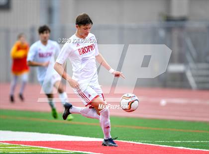 Thumbnail 2 in San Luis Obispo vs. Brophy College Prep (Lotto Western Showcase) photogallery.