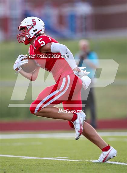 Thumbnail 3 in Lindsay @ Muenster photogallery.