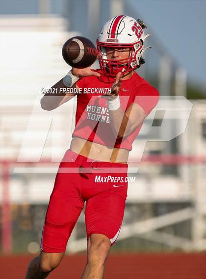Thumbnail 2 in Lindsay @ Muenster photogallery.