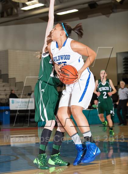 Thumbnail 3 in Methacton vs. Wildwood Catholic (Wildwood Boardwalk Classic) photogallery.