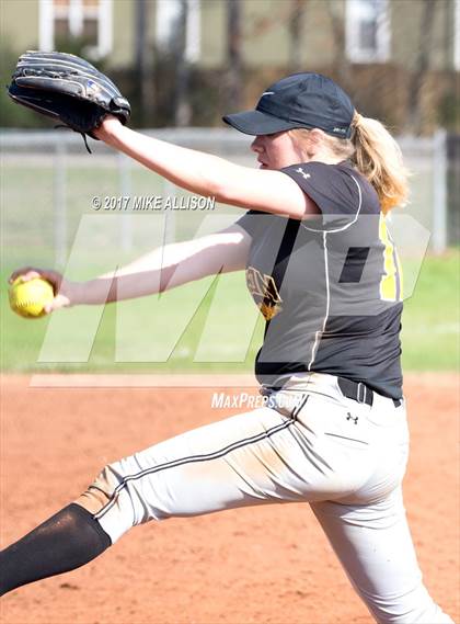 Thumbnail 2 in Hixson vs Ooltewah  photogallery.