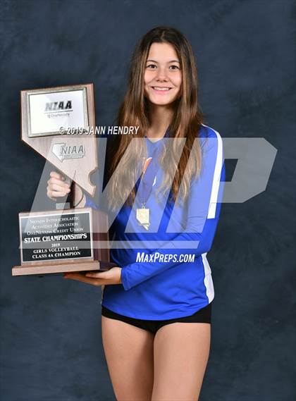 Thumbnail 2 in Bishop Gorman (NIAA State 4A Awards) photogallery.