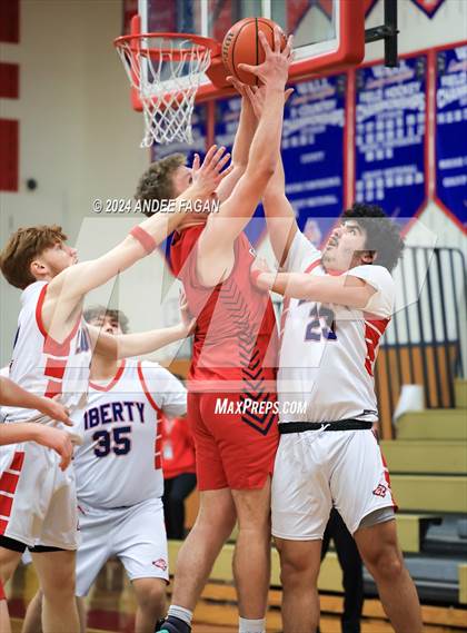 Thumbnail 3 in Wall Township vs Jackson Liberty photogallery.