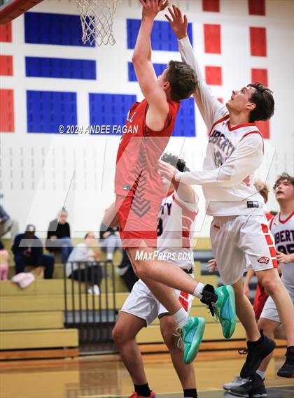 Thumbnail 3 in Wall Township vs Jackson Liberty photogallery.