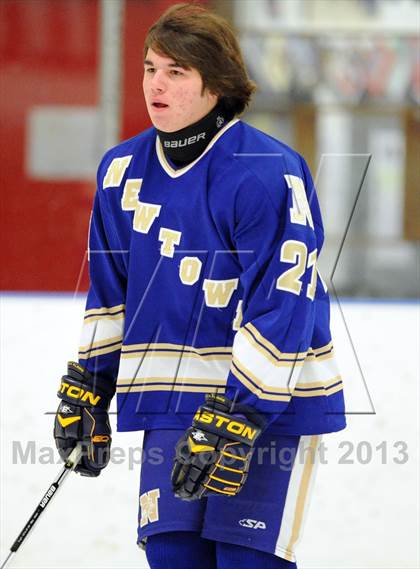 Thumbnail 3 in Wilton vs. Newtown (Milford Jamboree Consolation) photogallery.
