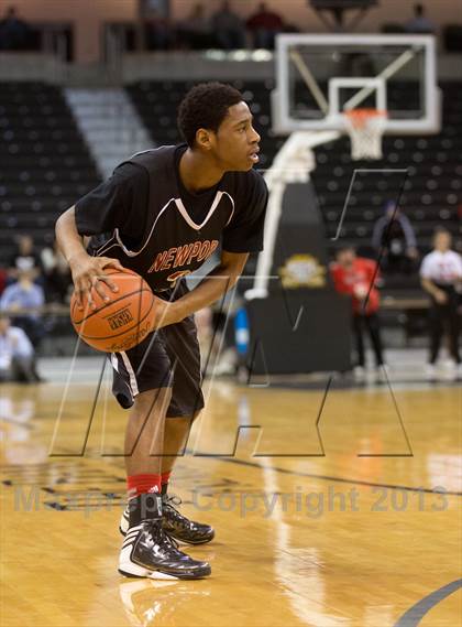 Thumbnail 2 in Newport vs Dixie (KHSAA Ninth Region) photogallery.