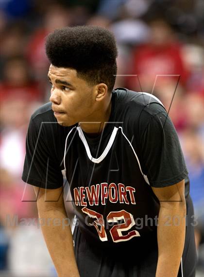 Thumbnail 3 in Newport vs Dixie (KHSAA Ninth Region) photogallery.