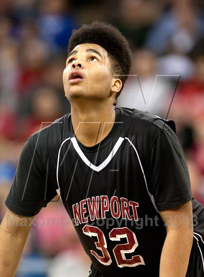Thumbnail 2 in Newport vs Dixie (KHSAA Ninth Region) photogallery.