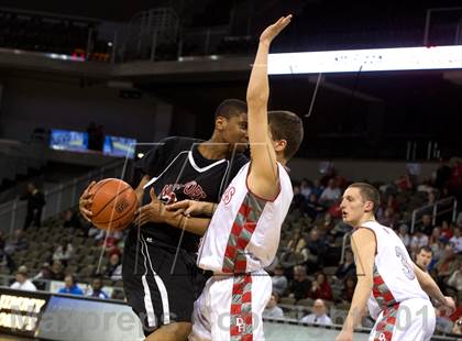 Thumbnail 2 in Newport vs Dixie (KHSAA Ninth Region) photogallery.