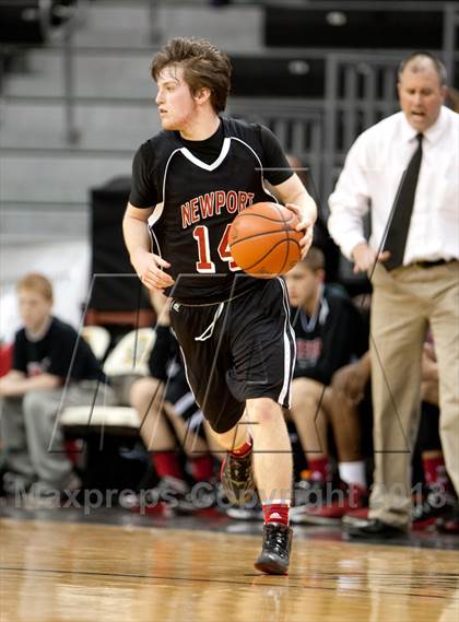Thumbnail 1 in Newport vs Dixie (KHSAA Ninth Region) photogallery.