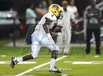 Thumbnail 1 in Higgins @ McDonogh 35 photogallery.