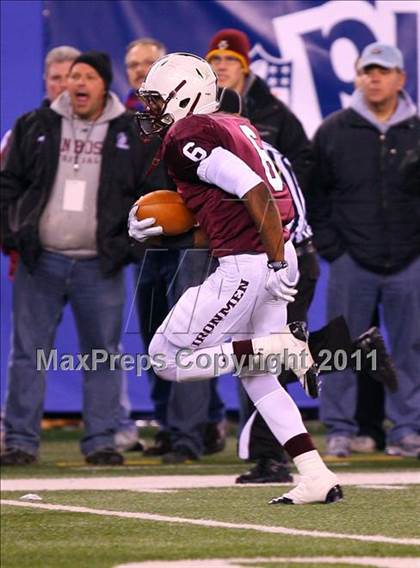 Thumbnail 3 in Don Bosco vs. Bergen Catholic (NJSIAA Non-Public Group 4 Final)  photogallery.