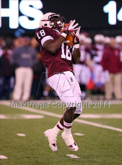 Thumbnail 3 in Don Bosco vs. Bergen Catholic (NJSIAA Non-Public Group 4 Final)  photogallery.