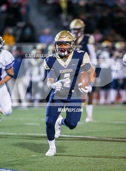 Thumbnail 3 in Monroe-Woodbury vs. Newburgh Free Academy (Section 9 Class AA Semifinal) photogallery.