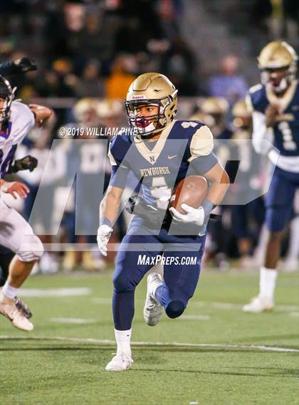 Thumbnail 3 in Monroe-Woodbury vs. Newburgh Free Academy (Section 9 Class AA Semifinal) photogallery.