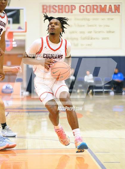 Thumbnail 1 in Coronado vs Clovis West (Tarkanian Classic) photogallery.