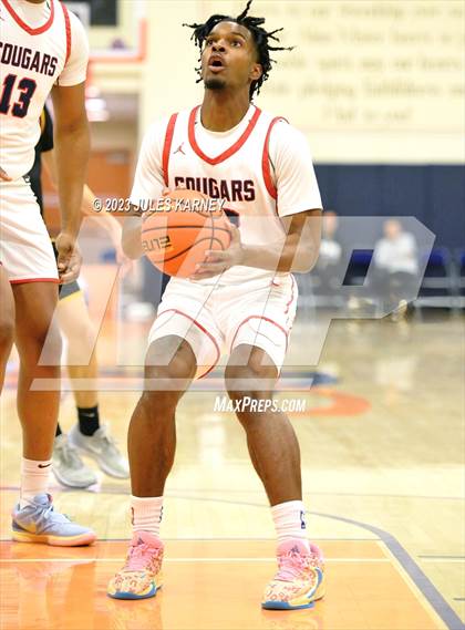 Thumbnail 2 in Coronado vs Clovis West (Tarkanian Classic) photogallery.