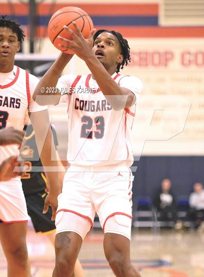 Thumbnail 3 in Coronado vs Clovis West (Tarkanian Classic) photogallery.