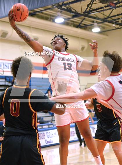 Thumbnail 3 in Coronado vs Clovis West (Tarkanian Classic) photogallery.