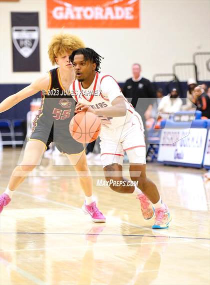 Thumbnail 2 in Coronado vs Clovis West (Tarkanian Classic) photogallery.