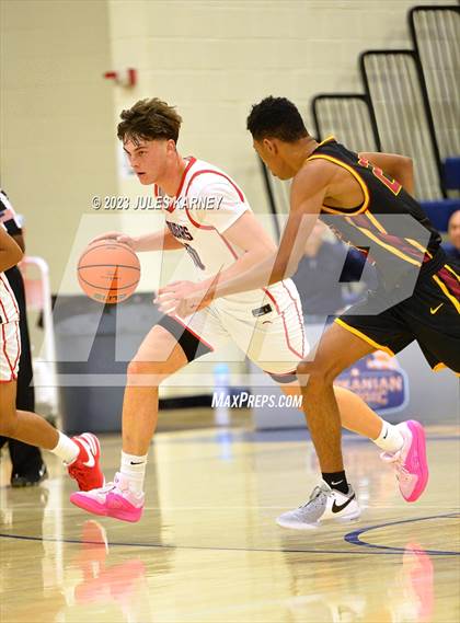 Thumbnail 2 in Coronado vs Clovis West (Tarkanian Classic) photogallery.
