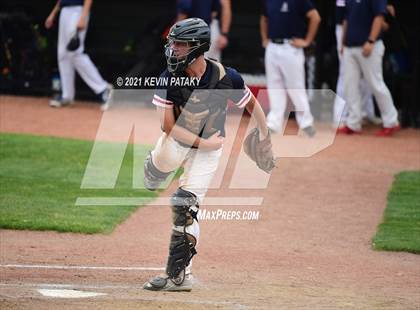 Thumbnail 2 in Avon vs. Daniel Hand (CIAC Class L Semifinal) photogallery.