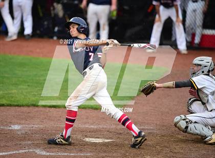Thumbnail 1 in Avon vs. Daniel Hand (CIAC Class L Semifinal) photogallery.
