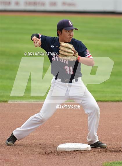 Thumbnail 2 in Avon vs. Daniel Hand (CIAC Class L Semifinal) photogallery.