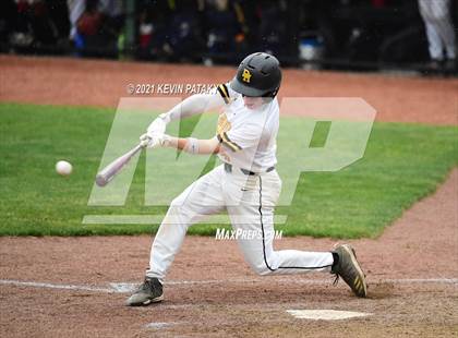 Thumbnail 1 in Avon vs. Daniel Hand (CIAC Class L Semifinal) photogallery.