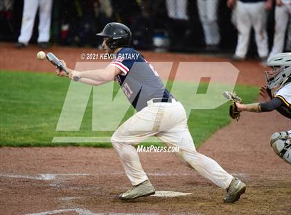 Thumbnail 1 in Avon vs. Daniel Hand (CIAC Class L Semifinal) photogallery.
