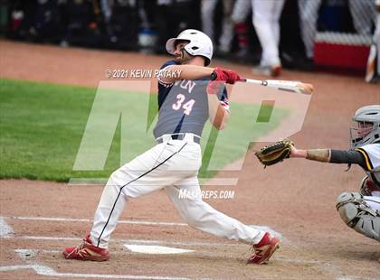 Thumbnail 3 in Avon vs. Daniel Hand (CIAC Class L Semifinal) photogallery.