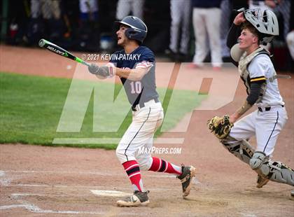 Thumbnail 2 in Avon vs. Daniel Hand (CIAC Class L Semifinal) photogallery.