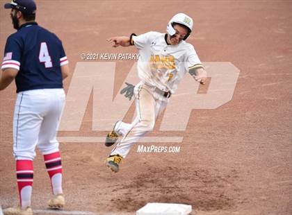 Thumbnail 2 in Avon vs. Daniel Hand (CIAC Class L Semifinal) photogallery.